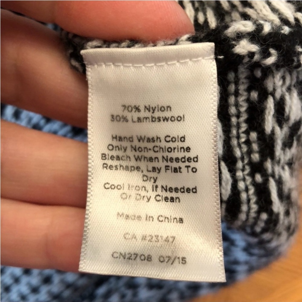 Talbots Black and White Patterned Sweater. Lambswool Blend. Raglan Sleeve. Nwot - Picture 6 of 7